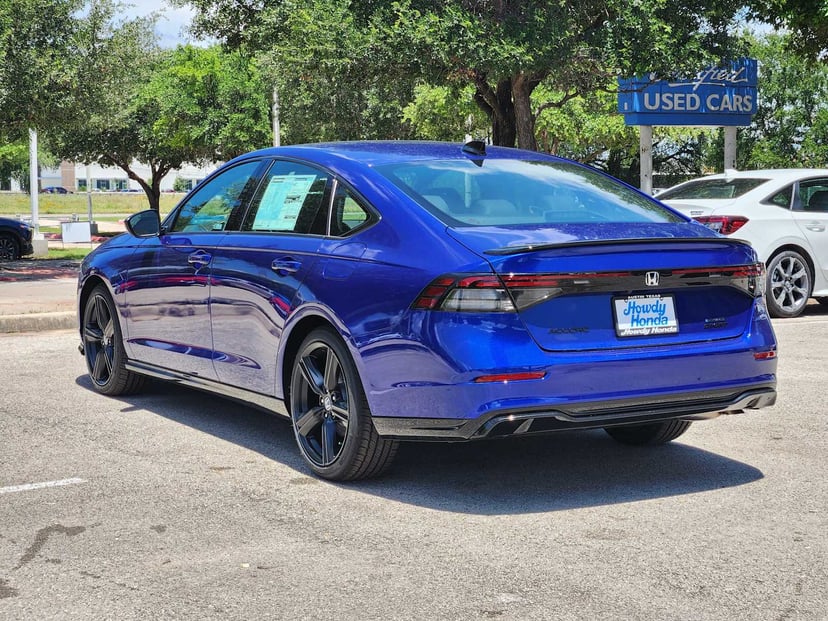 2026 Honda Accord Hybrid - Image 3