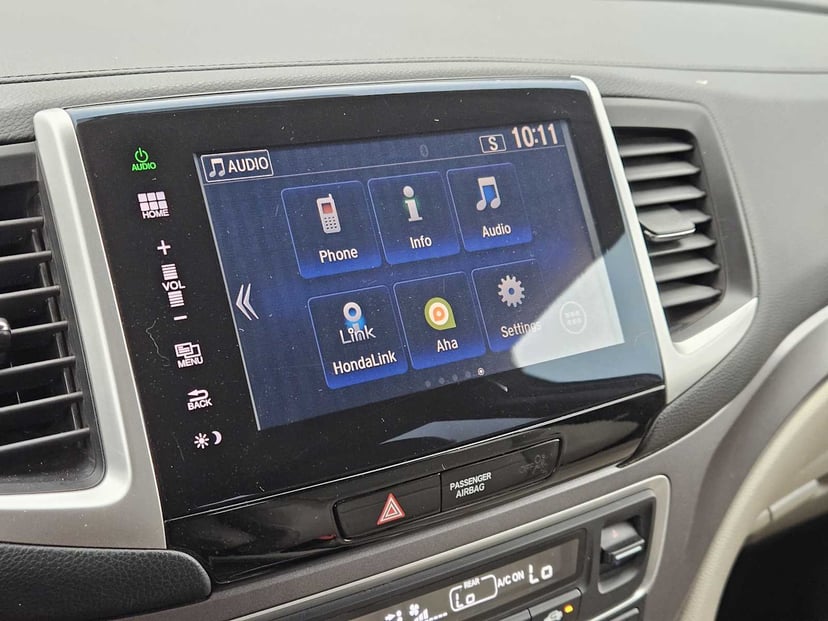 2016 Honda Pilot - Image 13