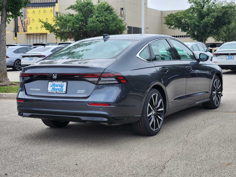 2026 Honda Accord Hybrid - Image 4