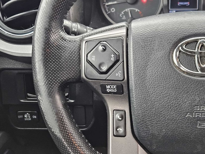 2016 Toyota Tacoma - Image 26