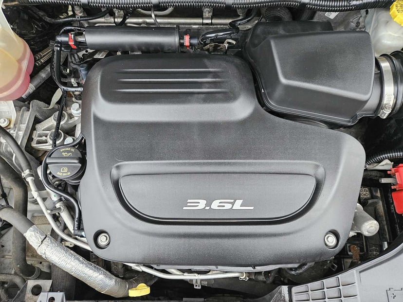 2018 Chrysler Pacifica - Image 28