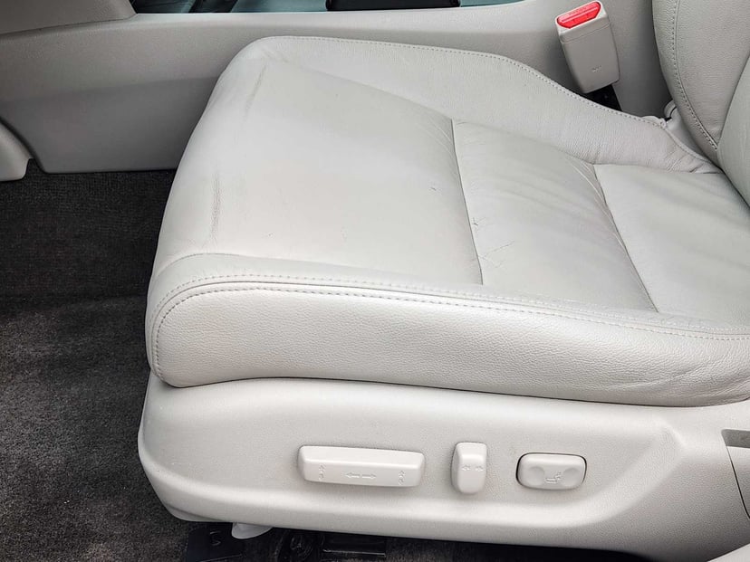 2010 Honda Accord - Image 23