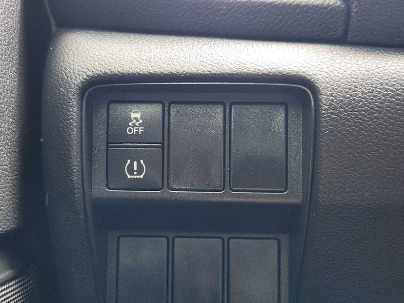 2018 Honda CR-V - Image 22