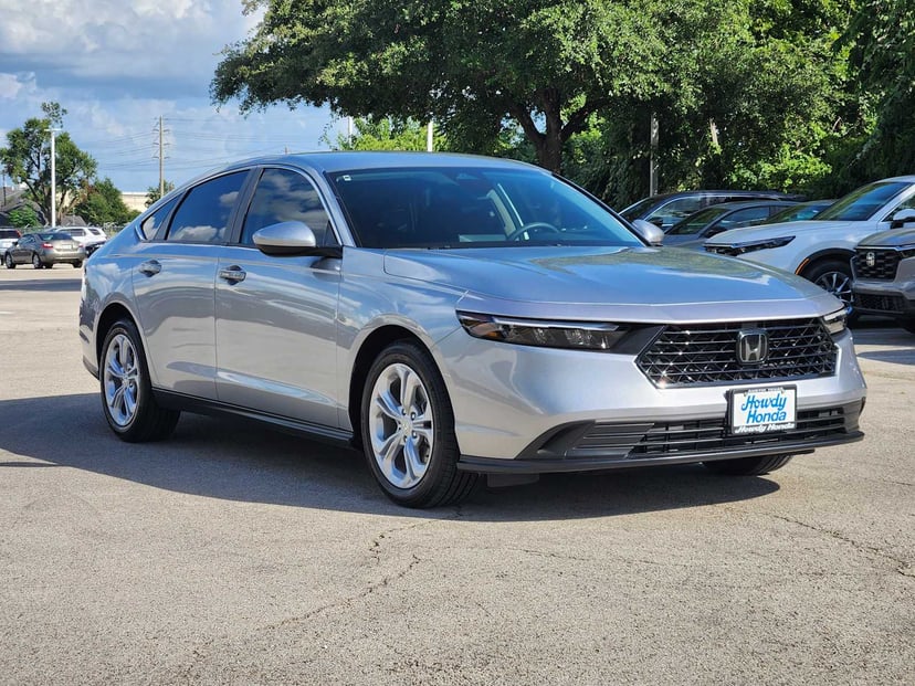 2025 Honda Accord - Image 2