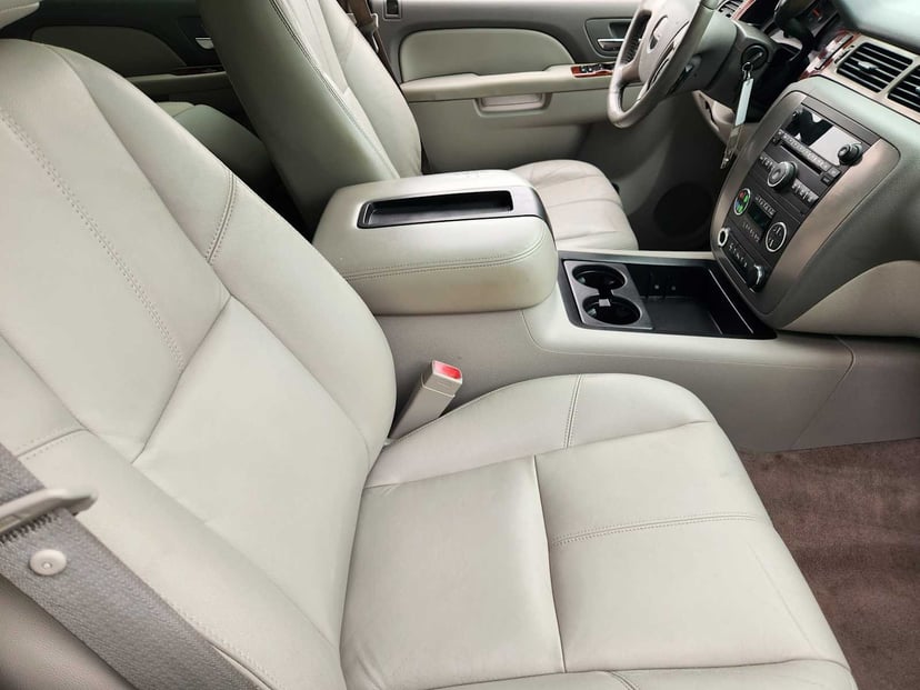 2011 GMC Yukon - Image 14