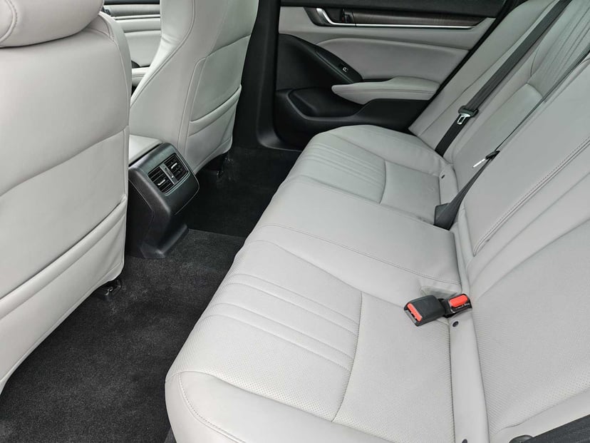 2018 Honda Accord Hybrid - Image 29
