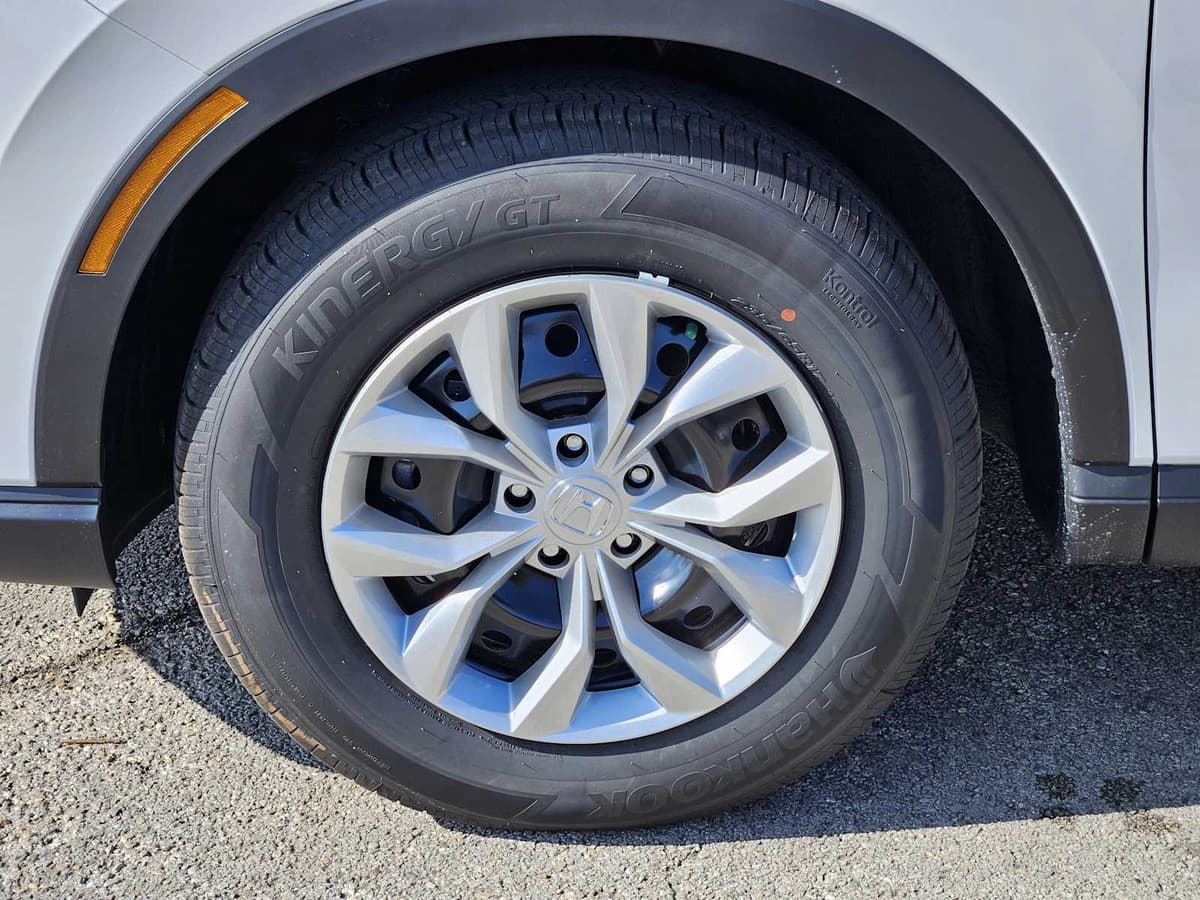 2026 Honda CR-V - Image 8