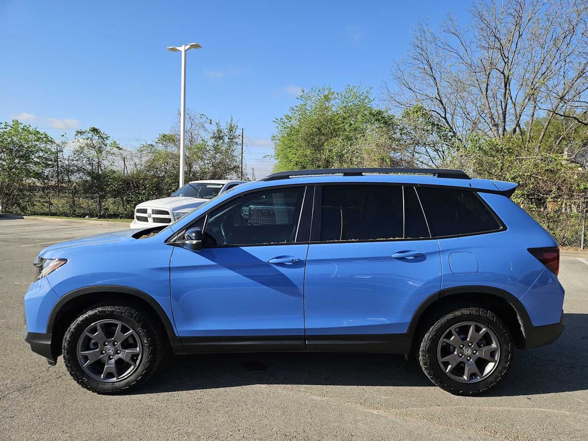 2024 Honda Passport - Image 4