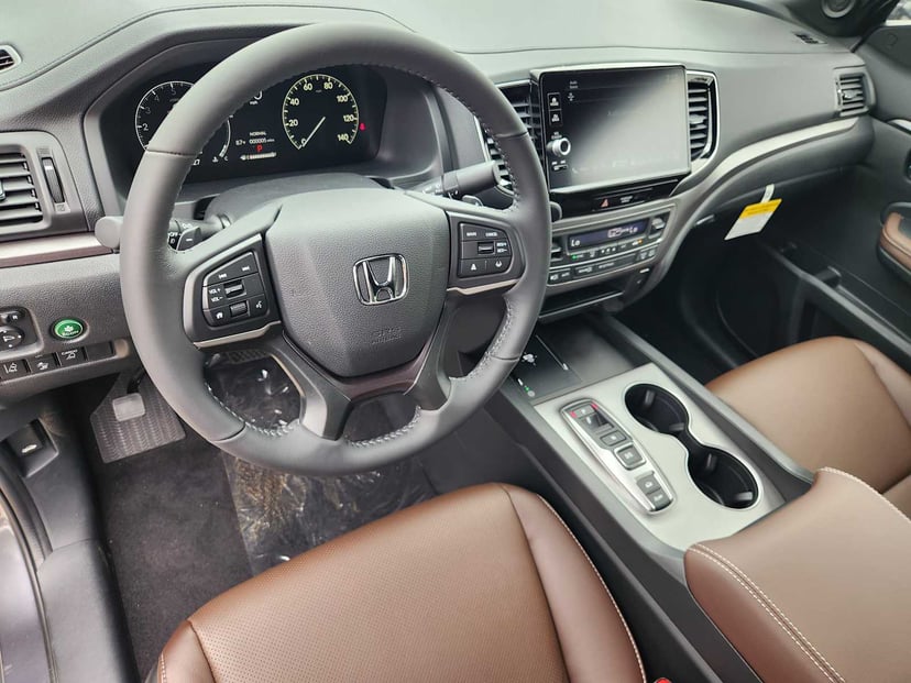 2026 Honda Ridgeline - Image 2
