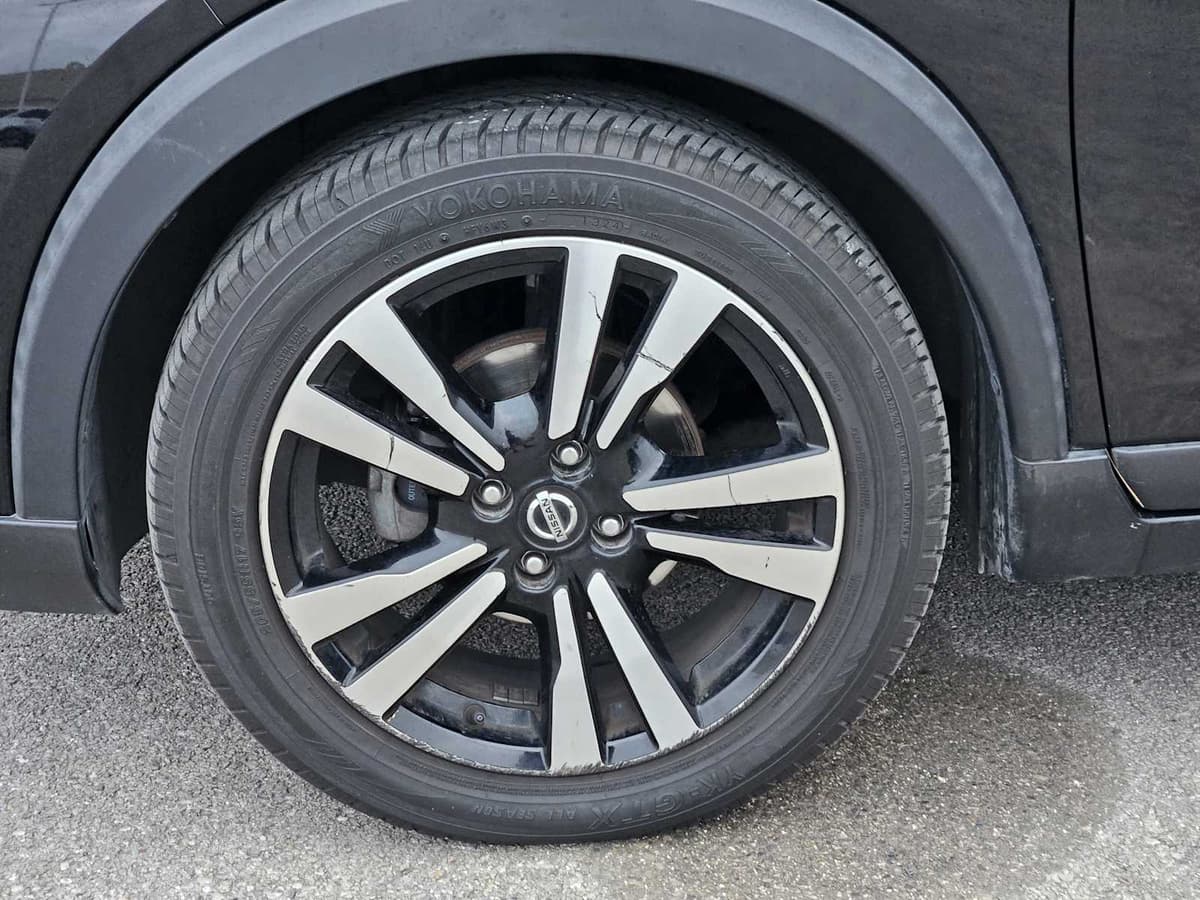 2020 Nissan Kicks - Image 9