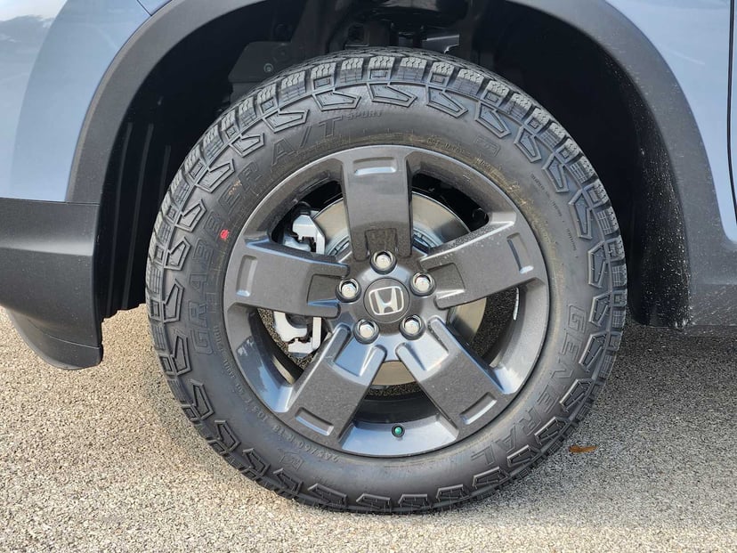 2026 Honda Ridgeline - Image 8