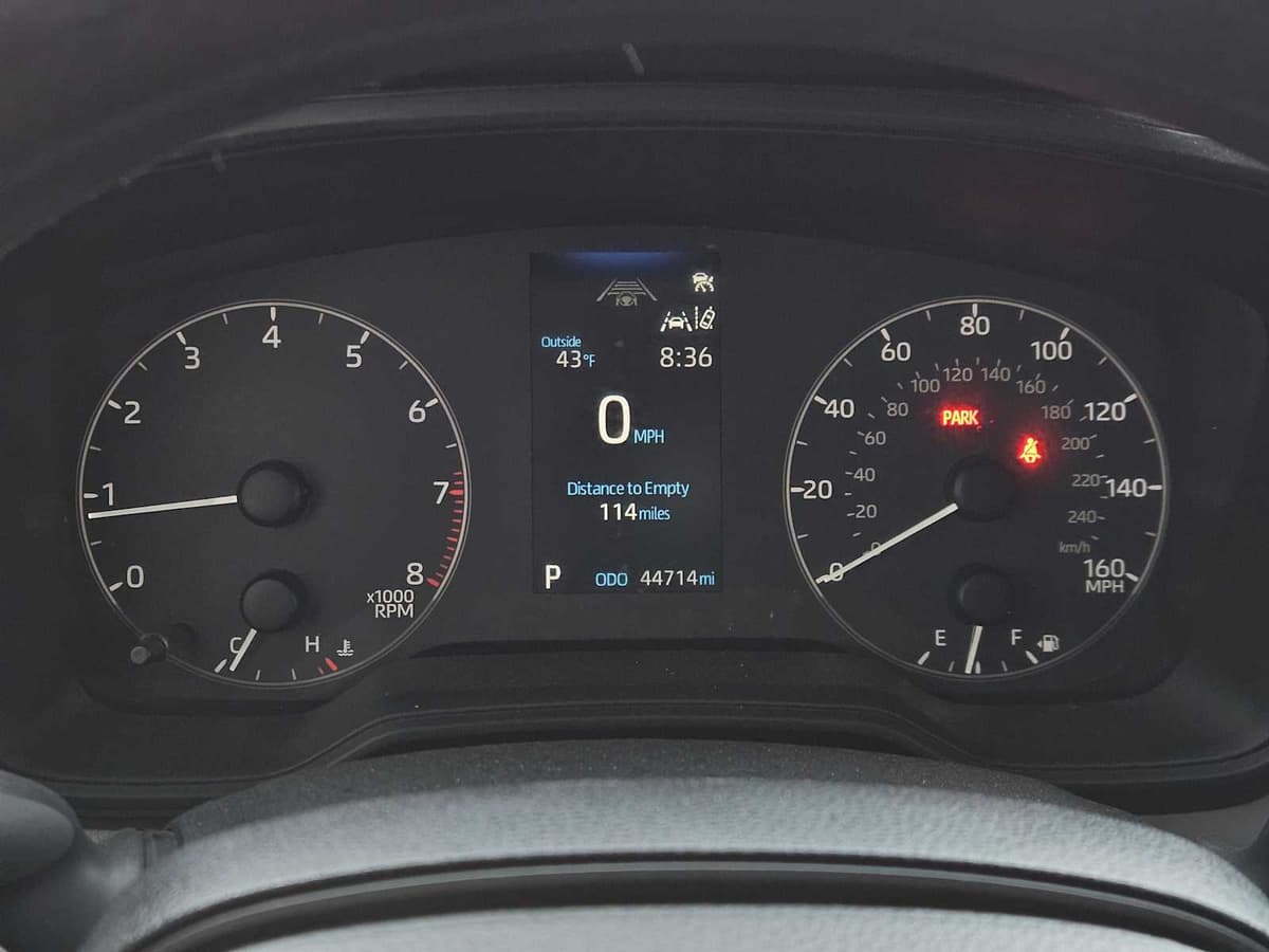 2023 Toyota Corolla - Image 16