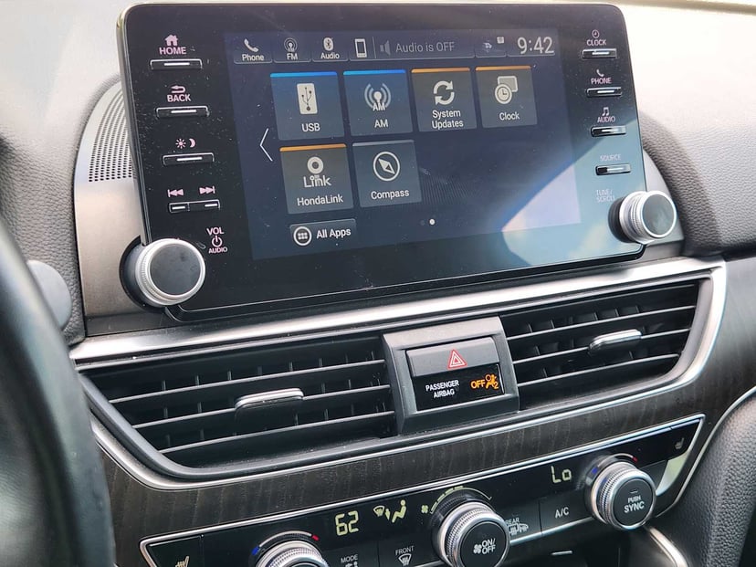 2022 Honda Accord - Image 17