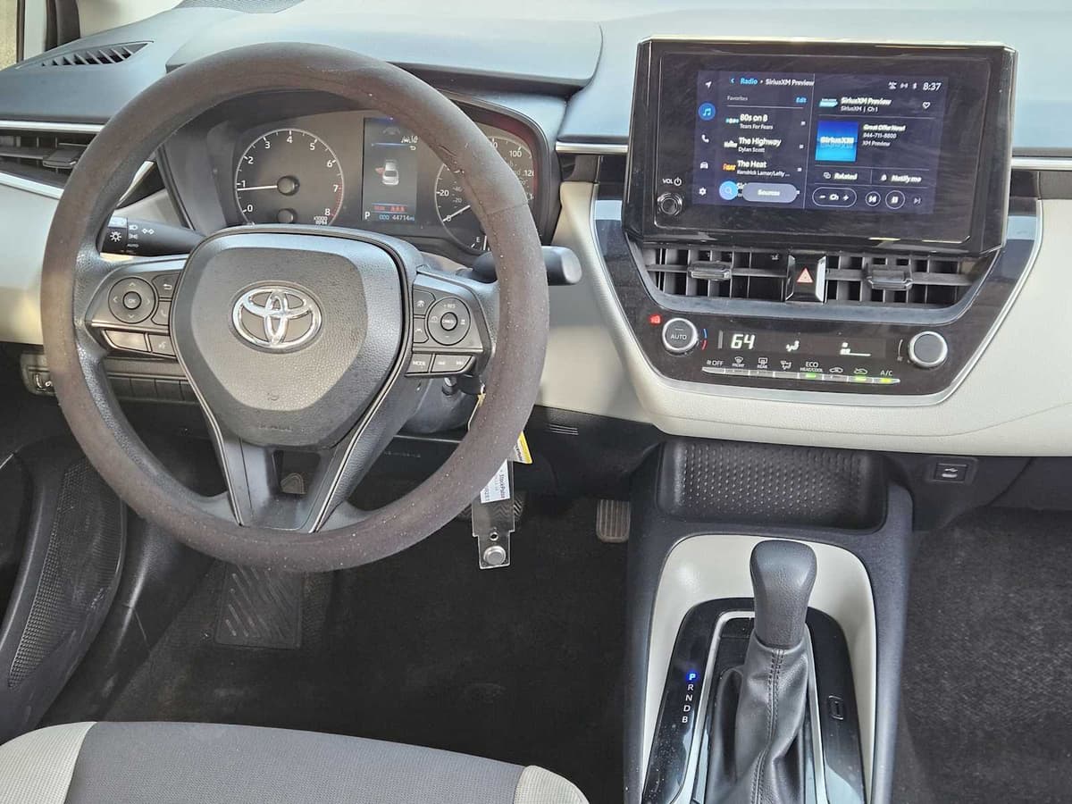 2023 Toyota Corolla - Image 25