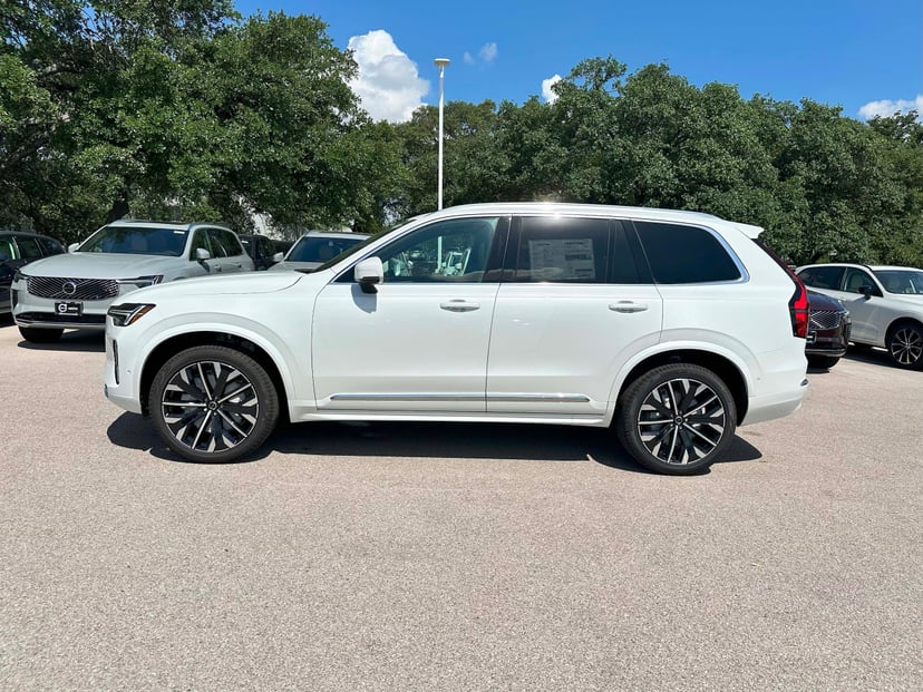 2026 Volvo XC90 - Image 2