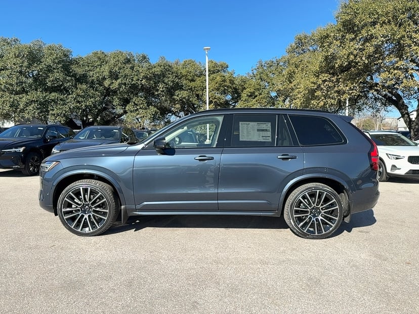 2026 Volvo XC90 - Image 2