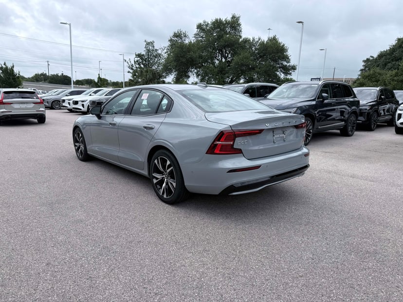 2025 Volvo S60 - Image 2