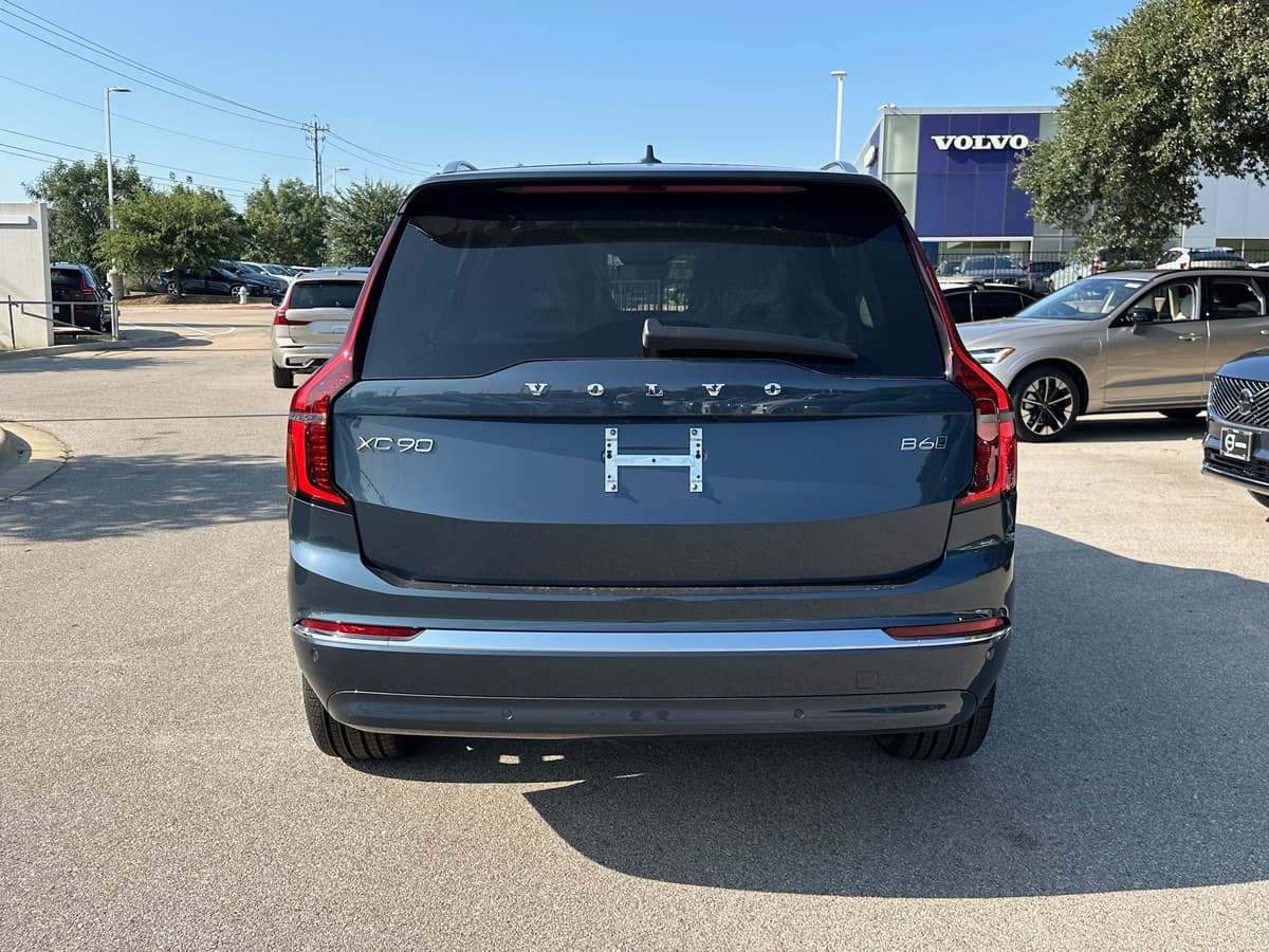 2026 Volvo XC90 - Image 5