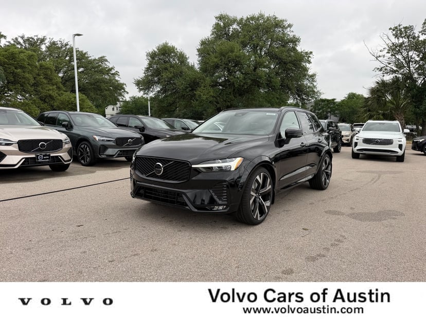 2026 Volvo XC60 - Image 2