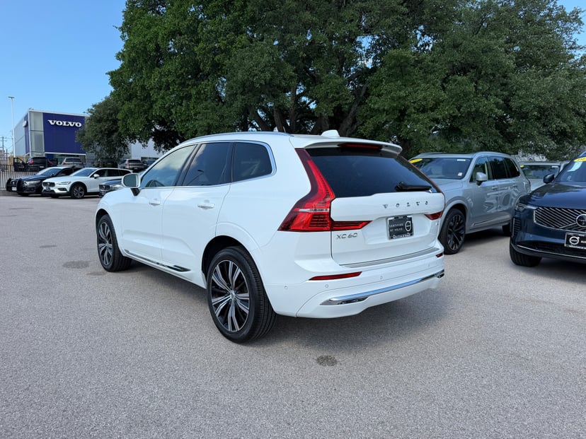 2023 Volvo XC60 - Image 3