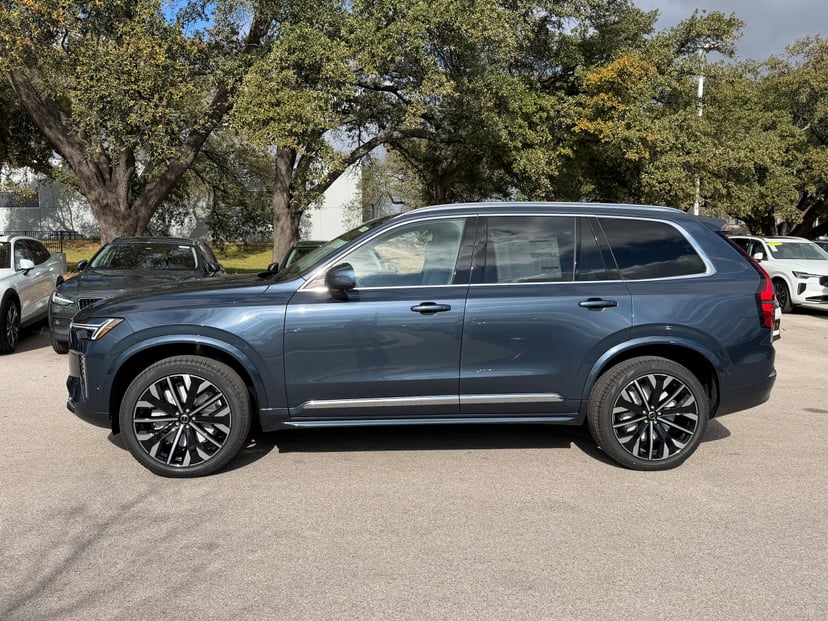 2026 Volvo XC90 - Image 3
