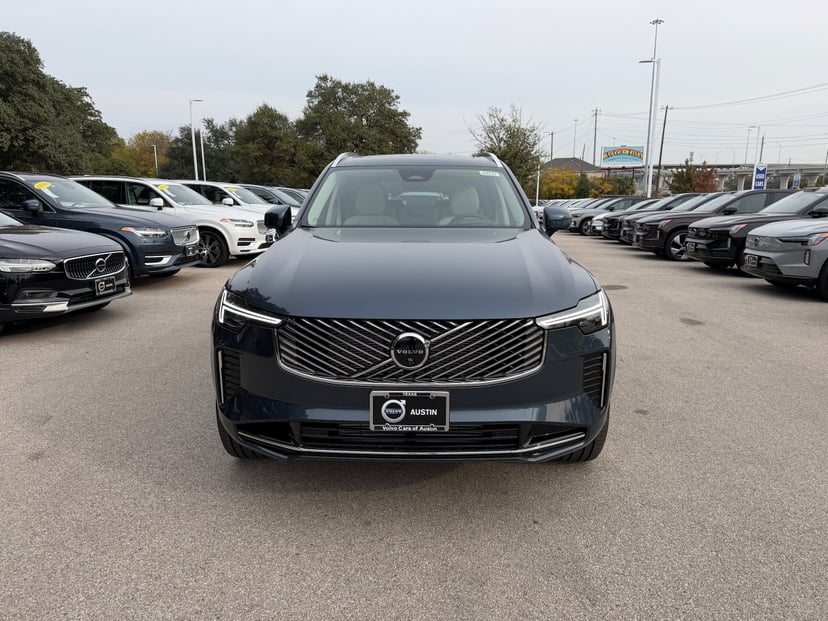 2026 Volvo XC90 plug-in hybrid - Image 5
