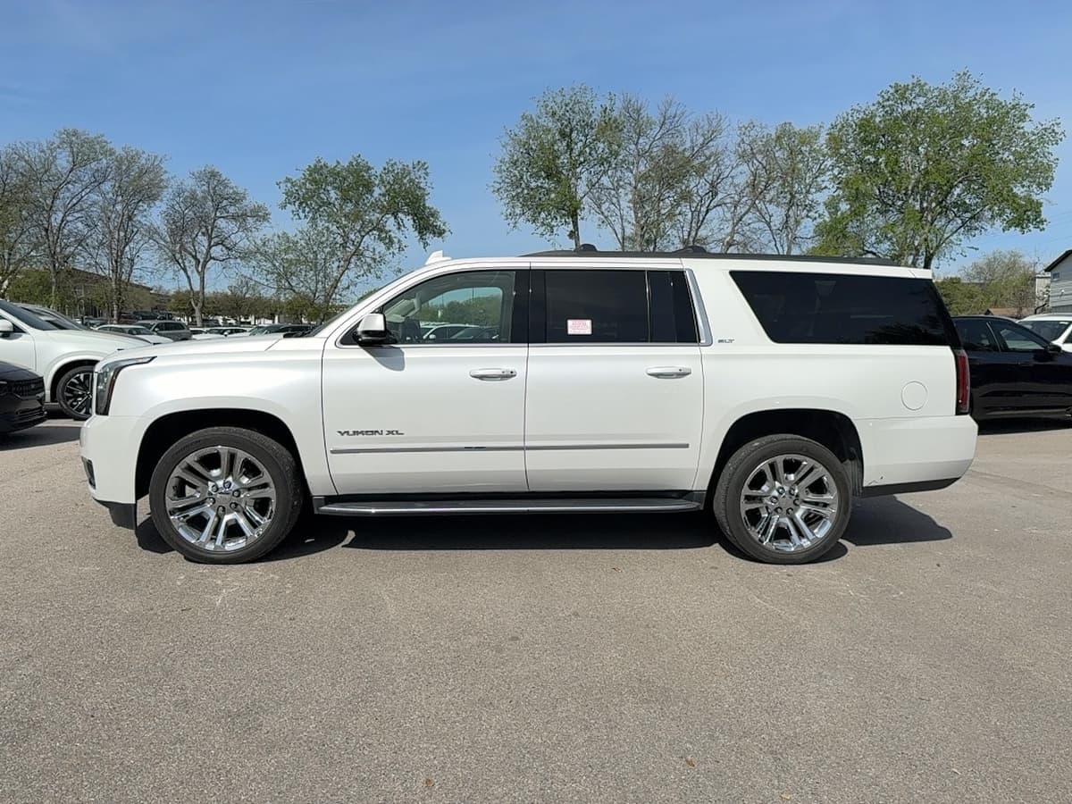 2017 GMC Yukon XL - Image 3