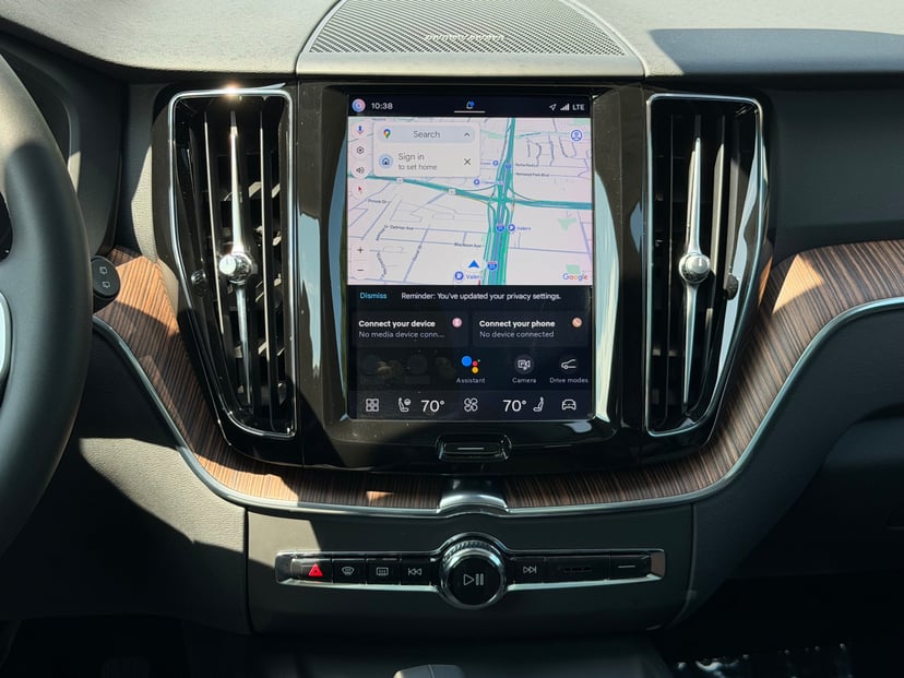 2023 Volvo XC60 - Image 14