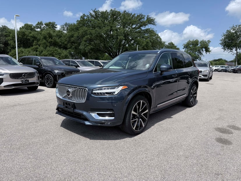 2023 Volvo XC90 - Image 1
