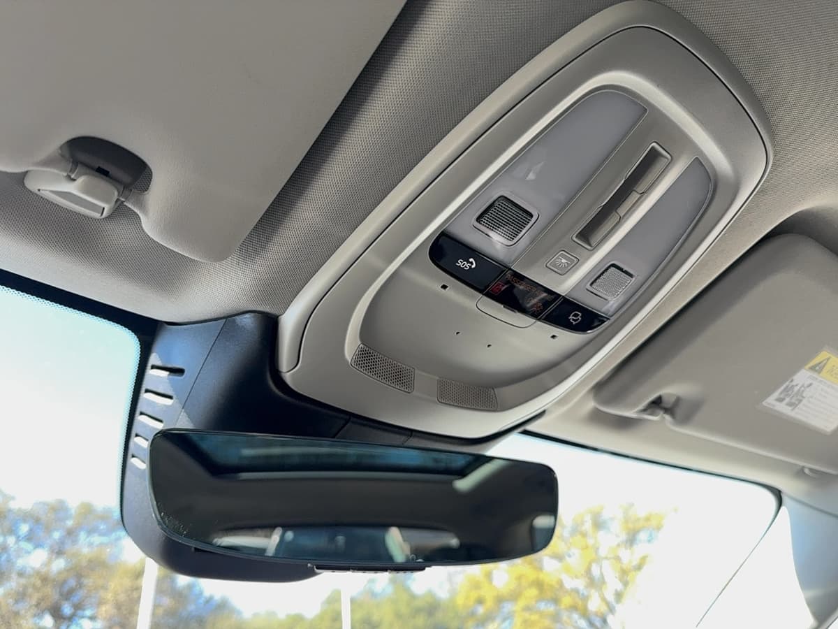 2023 Volvo XC60 - Image 17