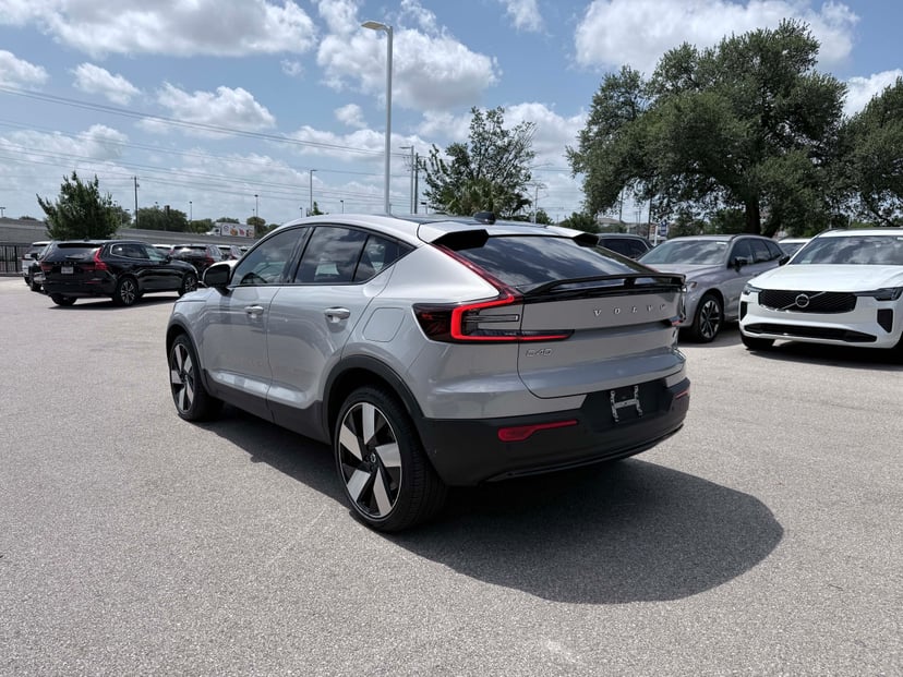 2023 Volvo C40 Recharge Pure Electric - Image 3
