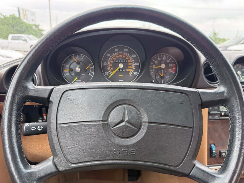 1988 Mercedes-Benz 560 - Image 16