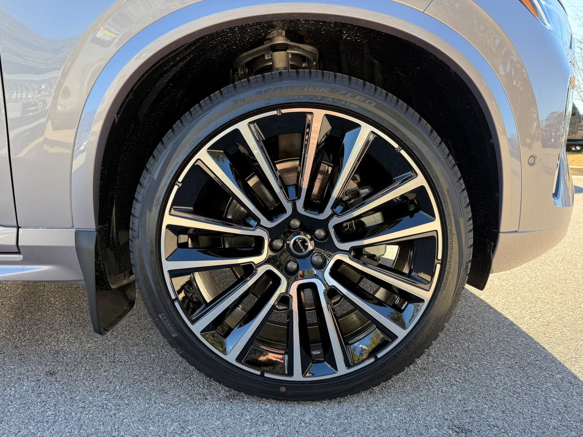 2026 Volvo XC90 - Image 7