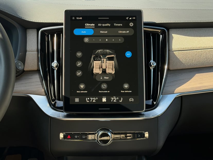 2026 Volvo XC90 - Image 12