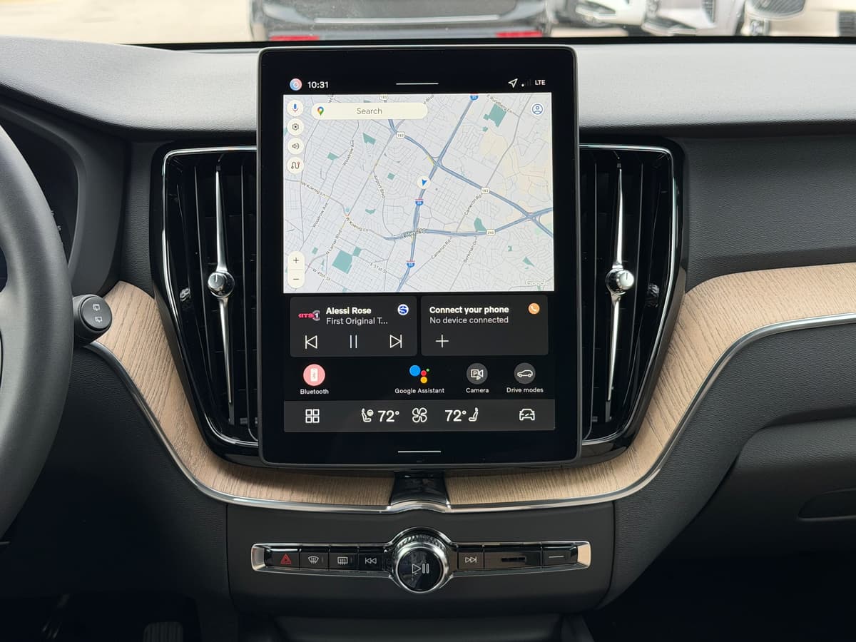 2026 Volvo XC60 - Image 11