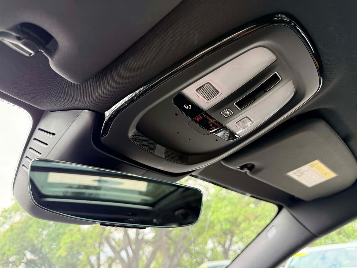 2024 Volvo V60 plug-in hybrid - Image 20