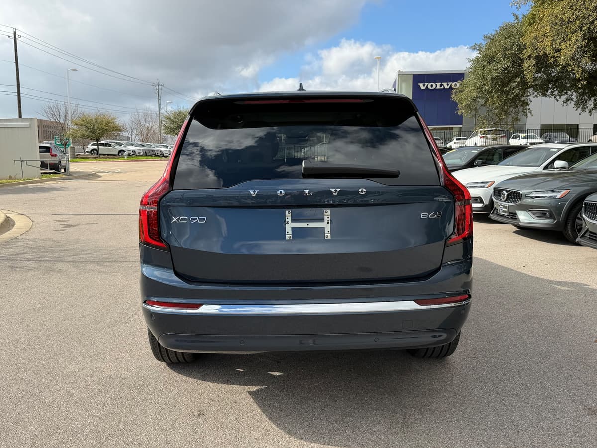 2026 Volvo XC90 - Image 5