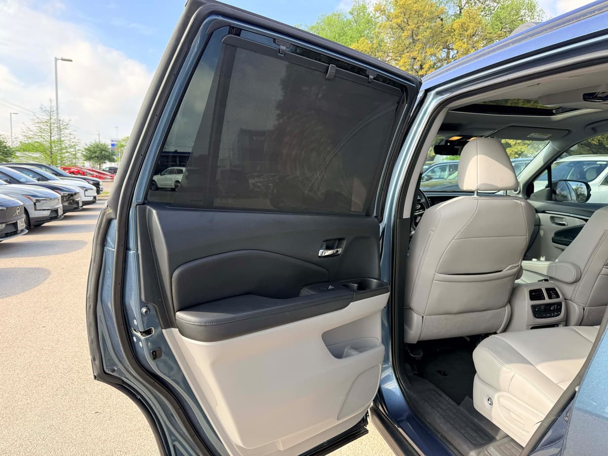 2020 Honda Pilot - Image 13