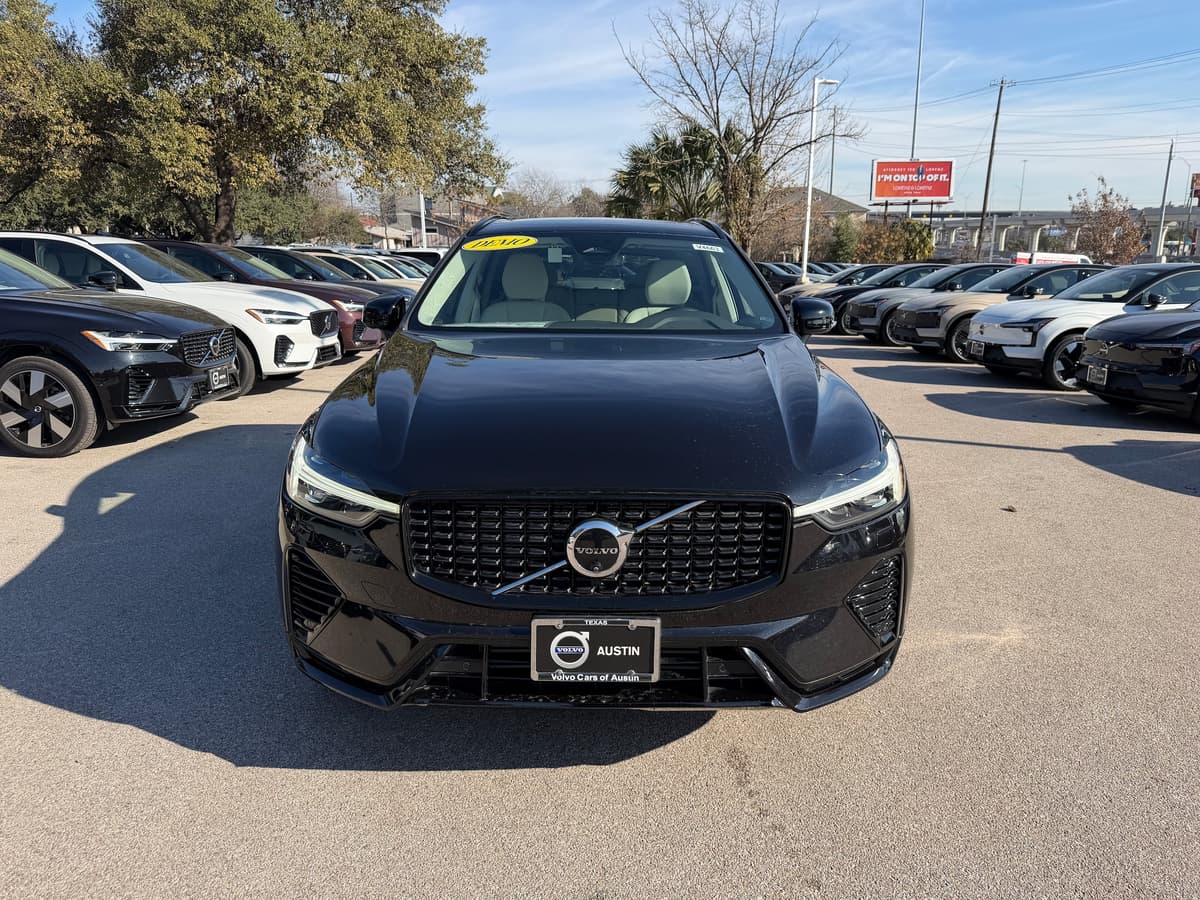 2024 Volvo XC60 plug-in hybrid - Image 6