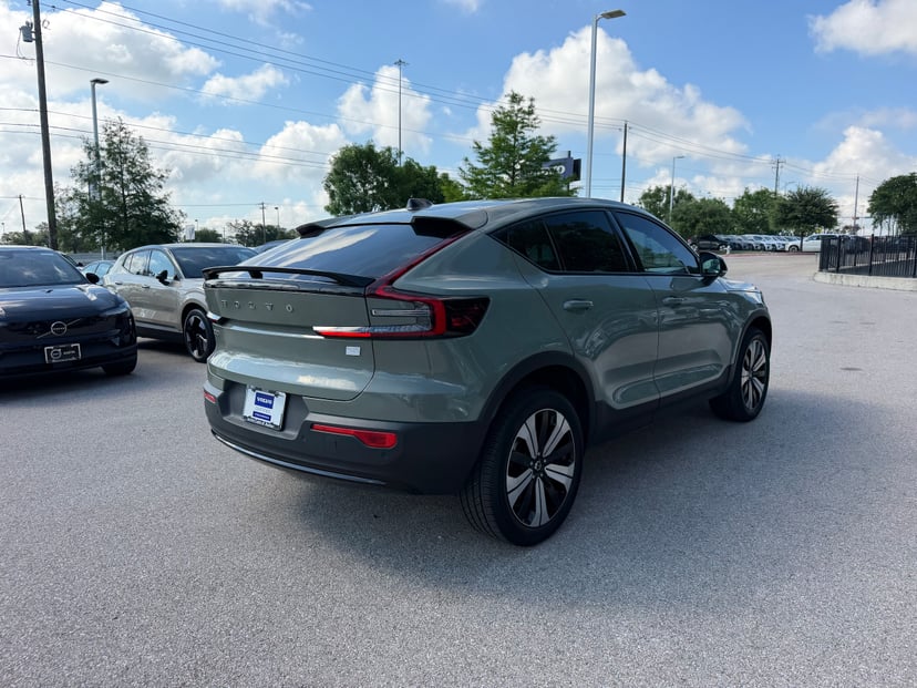 2023 Volvo C40 Recharge Pure Electric - Image 6