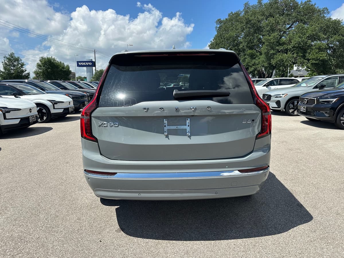2026 Volvo XC90 - Image 5