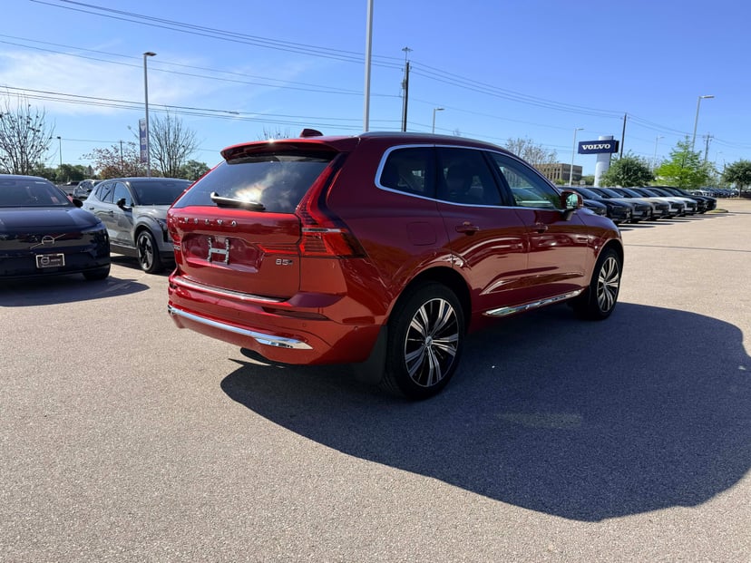 2023 Volvo XC60 - Image 5