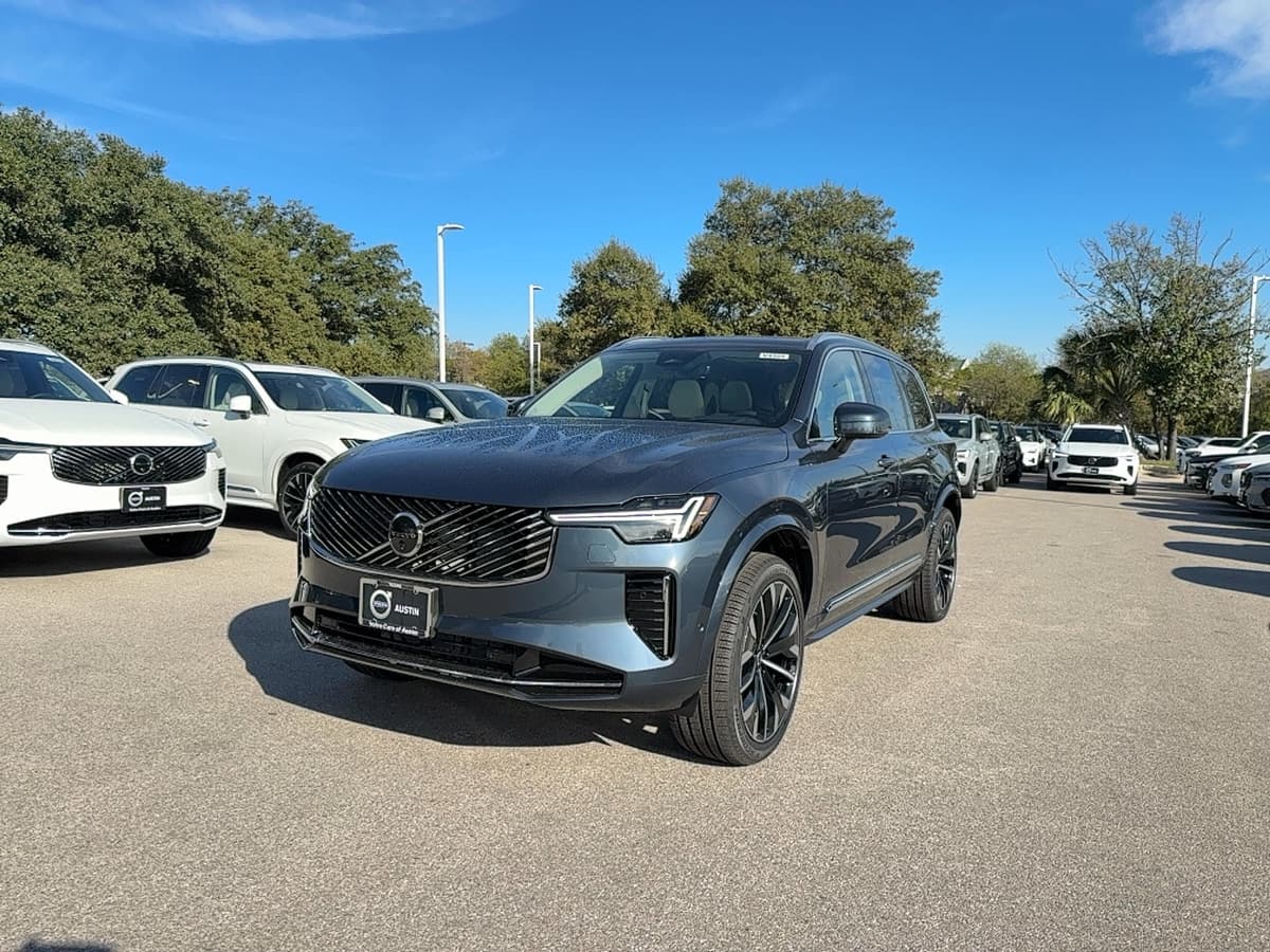 2026 Volvo XC90 - Image 2