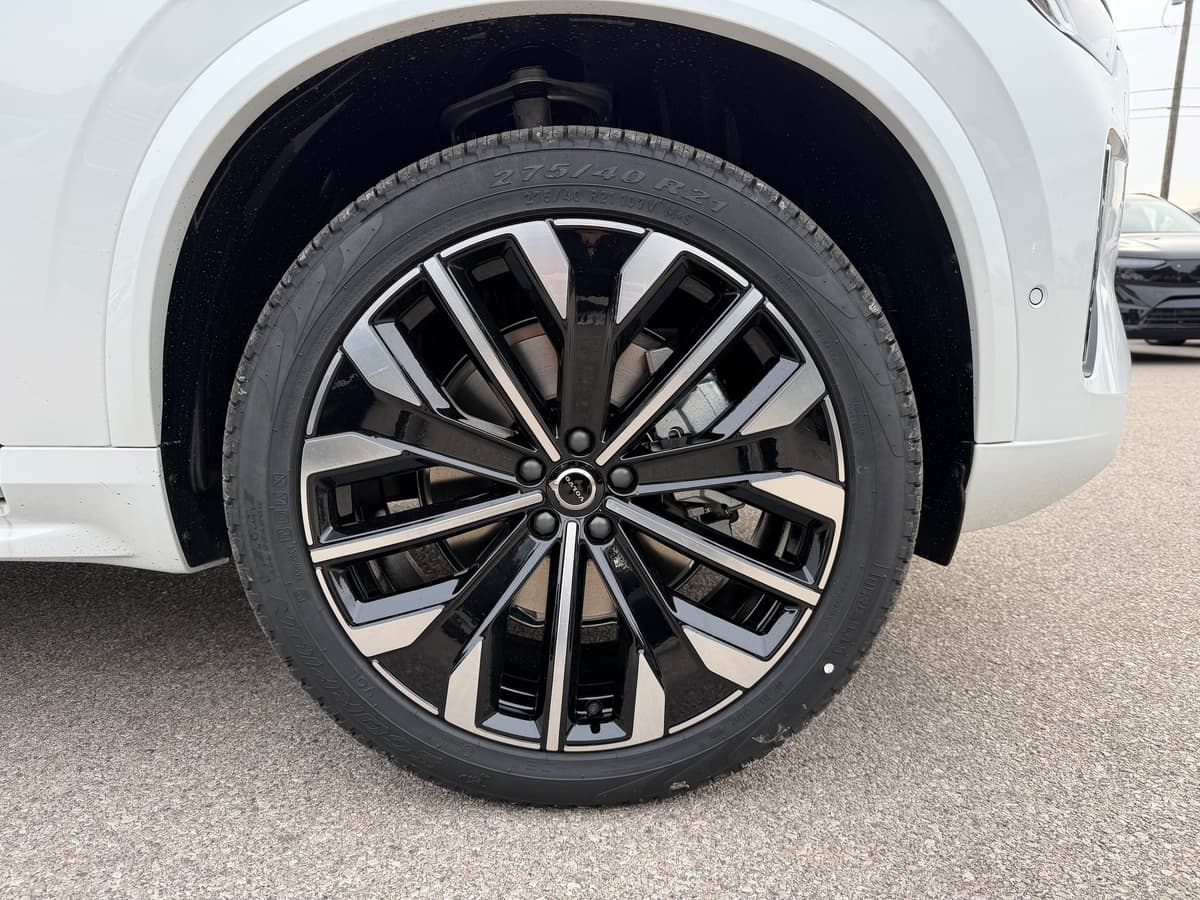 2026 Volvo XC90 - Image 7