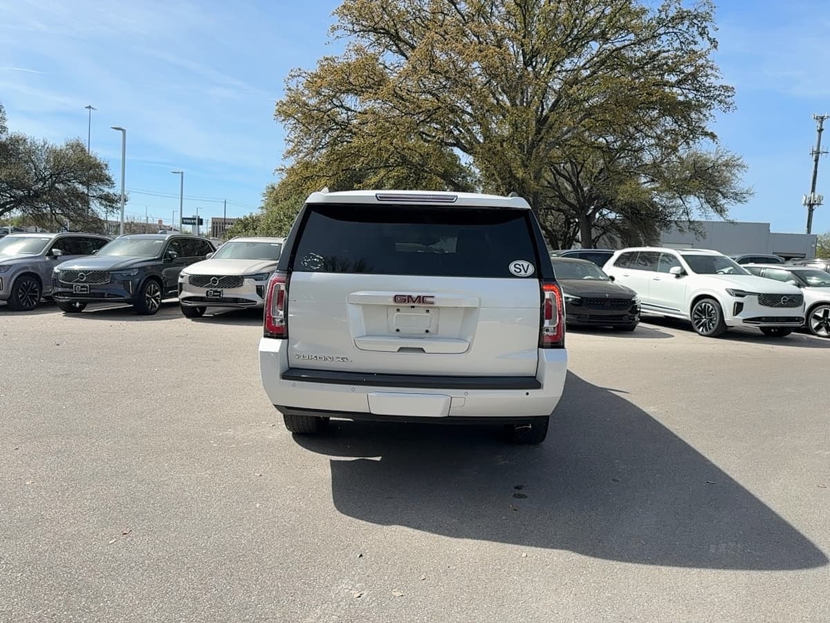 2017 GMC Yukon XL - Image 5