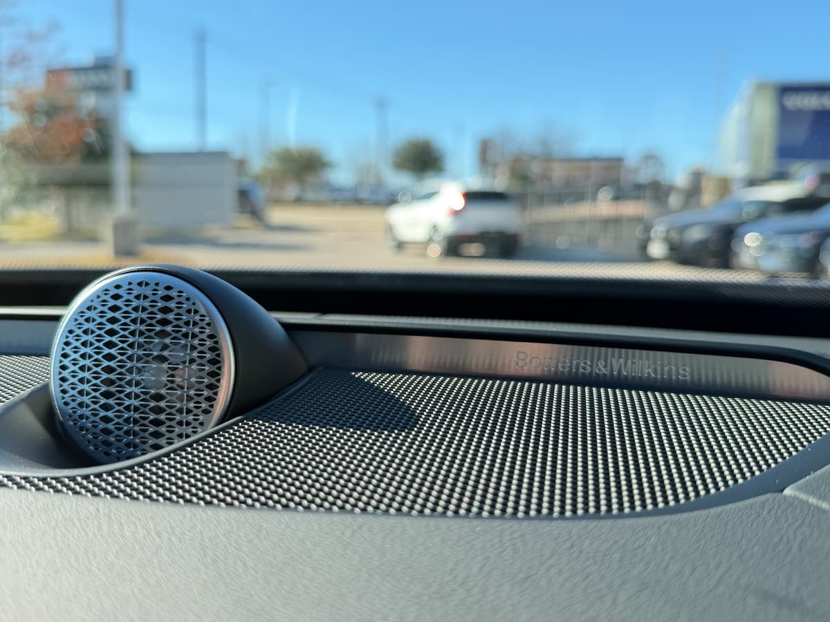 2026 Volvo XC90 - Image 16