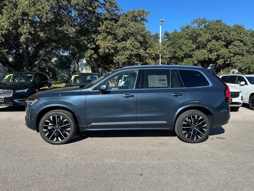 2026 Volvo XC90 - Image 2