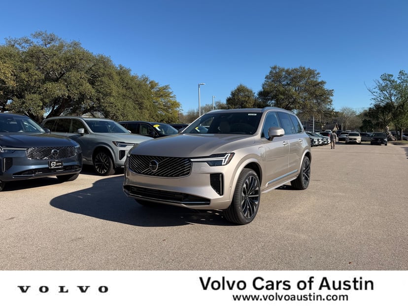2026 Volvo XC90 plug-in hybrid - Image 1