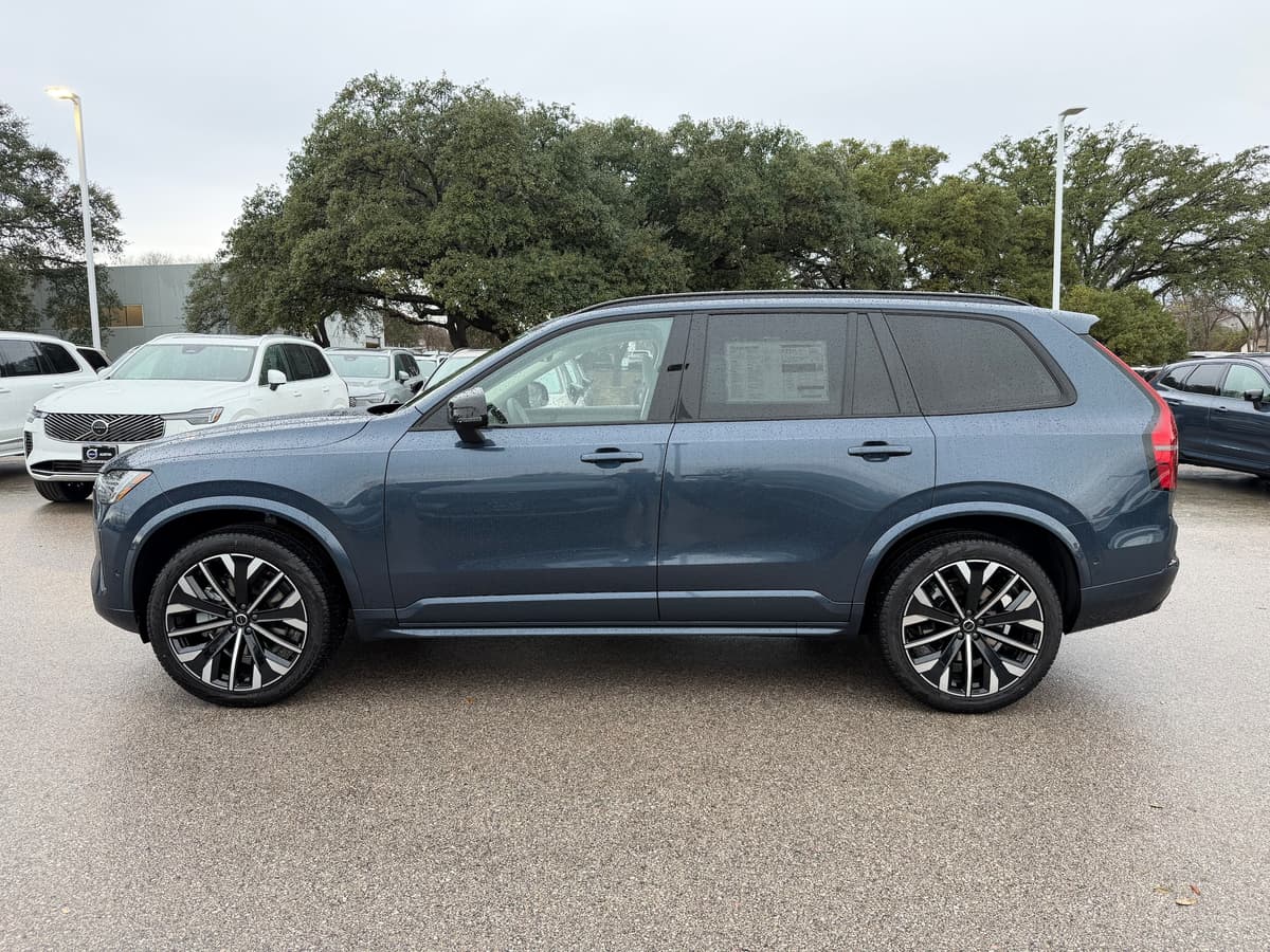 2026 Volvo XC90 - Image 3