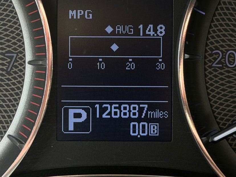 2019 INFINITI QX80 - Image 16